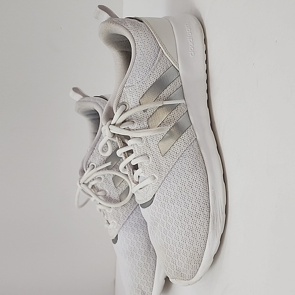 Adidas Women's White Classic Cloudfoam Lace Up Running Comfy Sneakers, sz 7.5 - Picture 2 of 13